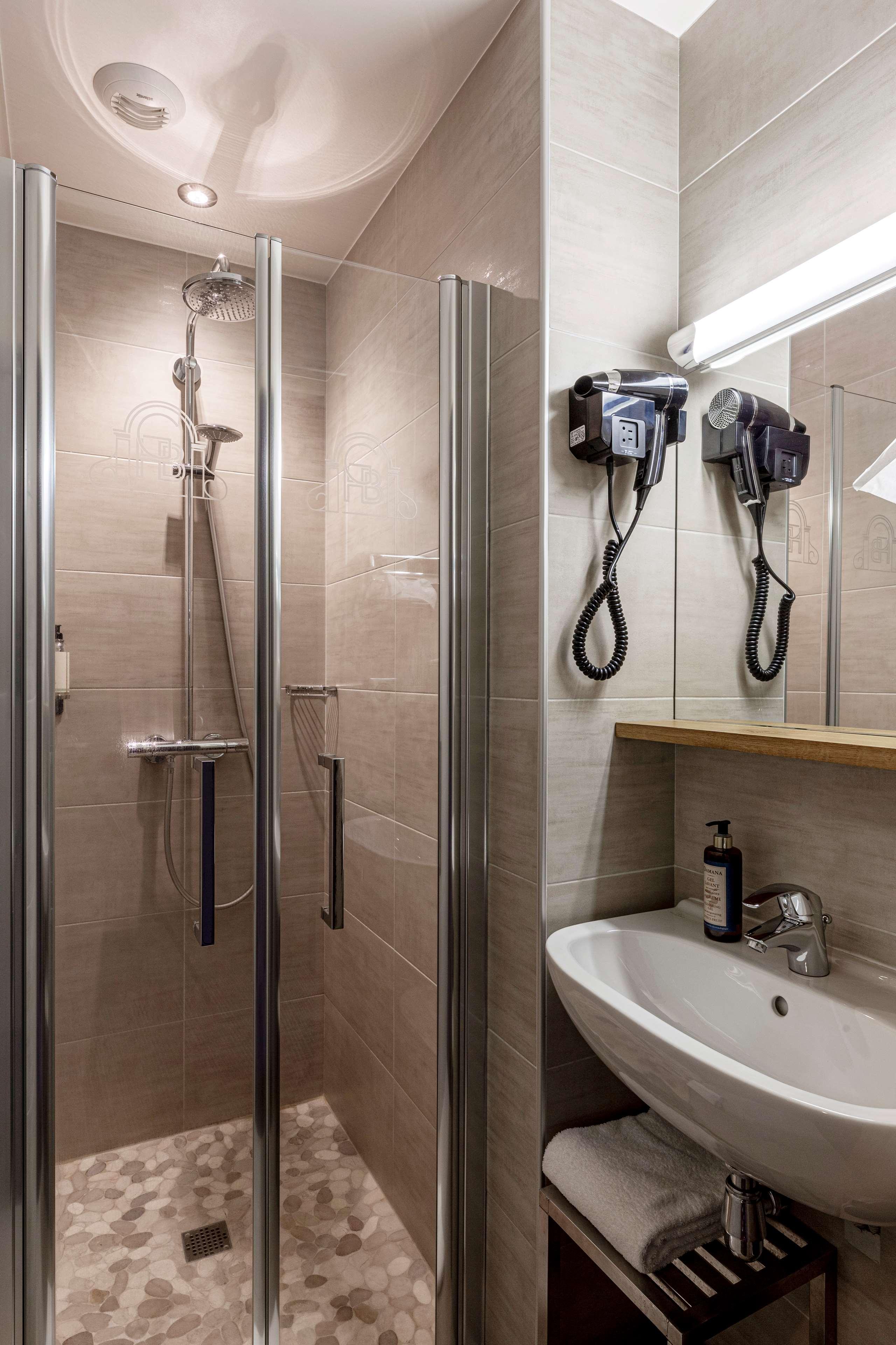 Best Western Grand Hotel De Bordeaux Aurillac Bagian luar foto